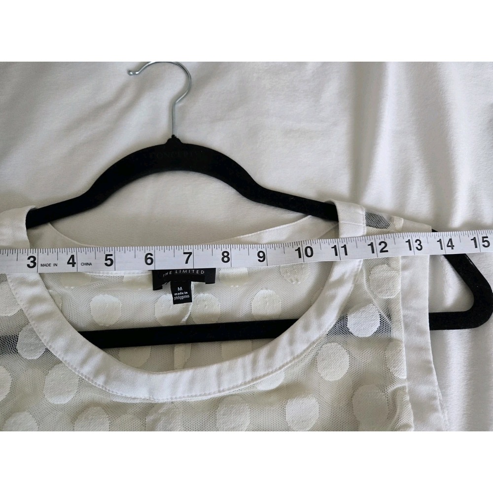 The Limited Sleeveless  White Dots Lace Blouse size Medium White. 11B0364 - Picture 8 of 12
